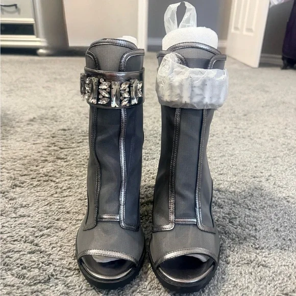 Karl Lagerfeld Silver and Gray Heeled Boots - Picture 1 of 5